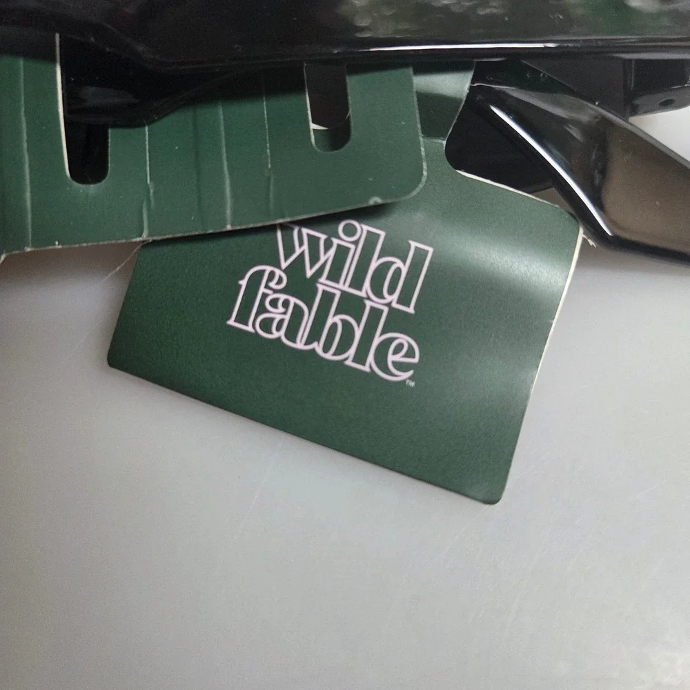 Wild Fable Black Rectangular Sunglasses 100% UV Protection 090‎ 01 9870 NWT